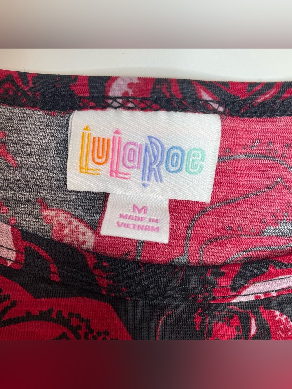 LuLaRoe Irma Tunic Bundle of 2 Black Red Roses Geometric Medium New NWT and NWOT - Picture 3 of 5